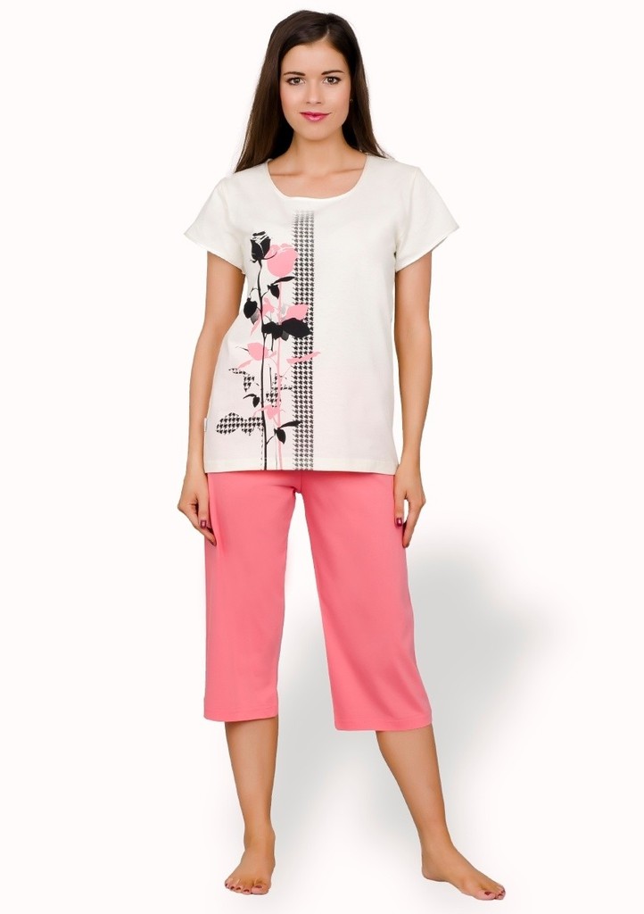 Dámské pyžamo s obrázkem růží a capri kalhotami